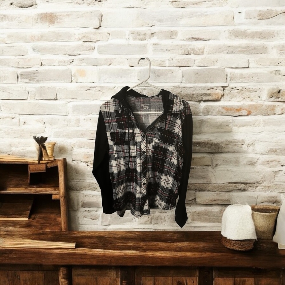 Plaid Button-Up Shirt with Black Sleeves